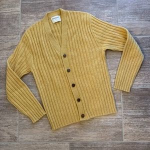 Vintage Munsingwear Shetland Wool Cardigan Sweater